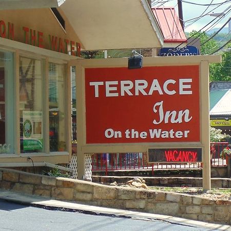 Terrace Inn On The Water Гатлинбург Экстерьер фото